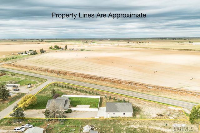 1222 W 90 S, Blackfoot, ID 83221