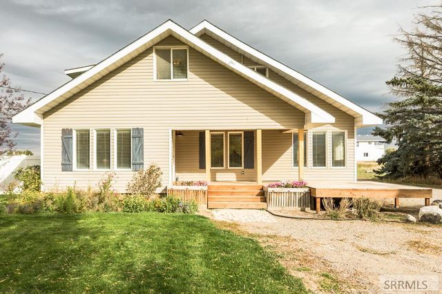 1222 W 90 S, Blackfoot, ID 83221