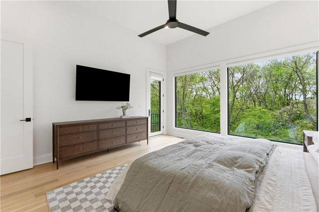 7300 NW Pampas Lane, Parkville, MO 64152