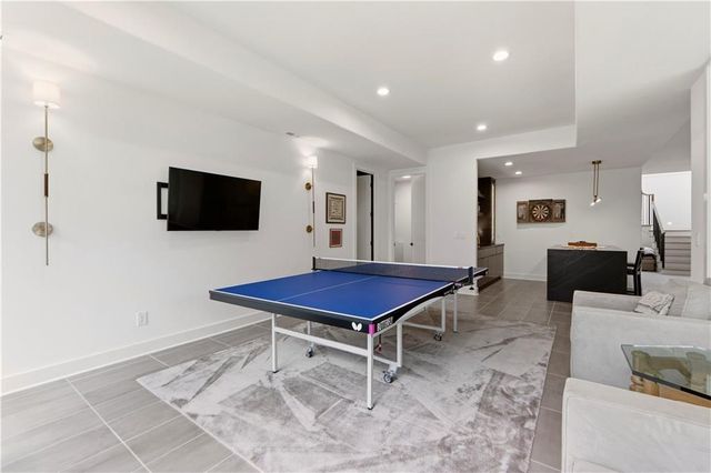7300 NW Pampas Lane, Parkville, MO 64152