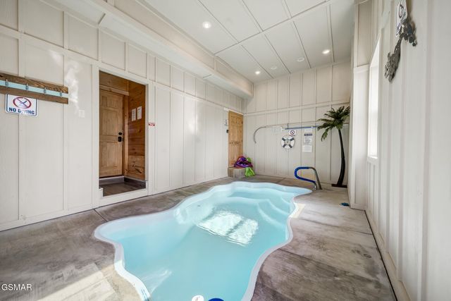 692 Stockton Drive, Sevierville, TN 37876