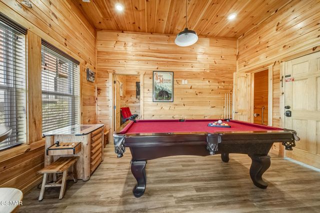 692 Stockton Drive, Sevierville, TN 37876