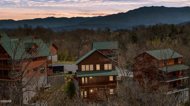 692 Stockton Drive, Sevierville, TN 37876