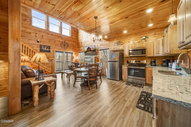 692 Stockton Drive, Sevierville, TN 37876