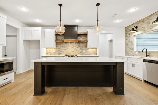 10352 Narrows, Benton, AR 72019