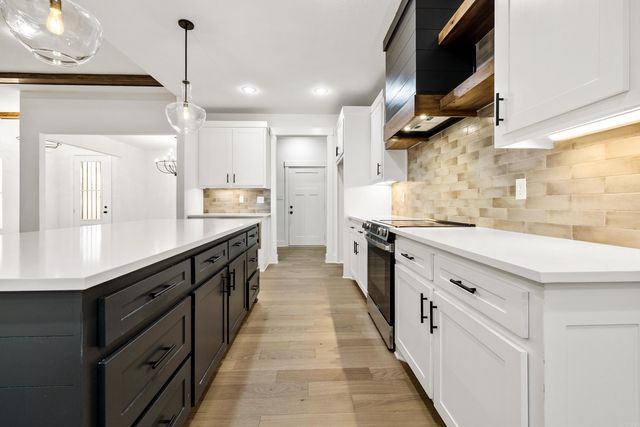 10352 Narrows, Benton, AR 72019