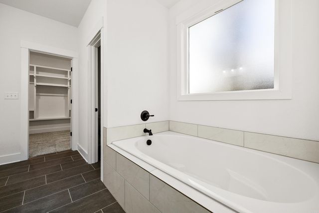 10352 Narrows, Benton, AR 72019