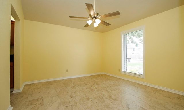 19518 Gladewater Drive, Tomball, TX 77375