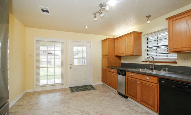 19518 Gladewater Drive, Tomball, TX 77375