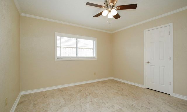 19518 Gladewater Drive, Tomball, TX 77375