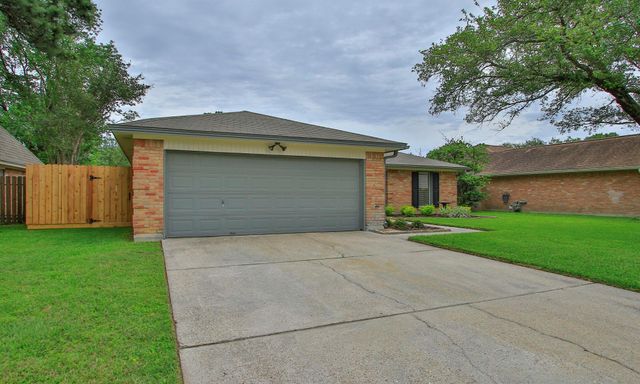 19518 Gladewater Drive, Tomball, TX 77375