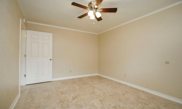 19518 Gladewater Drive, Tomball, TX 77375