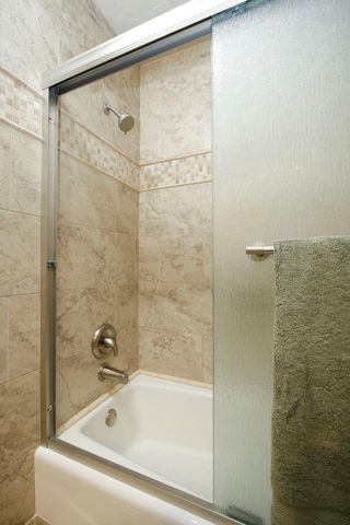 19518 Gladewater Drive, Tomball, TX 77375