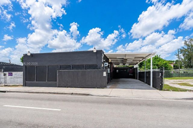 7025 NW 7th Avenue, Miami, FL 33150