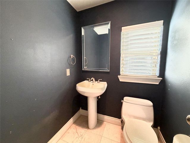 5430 Crooms Street, Houston, TX 77007