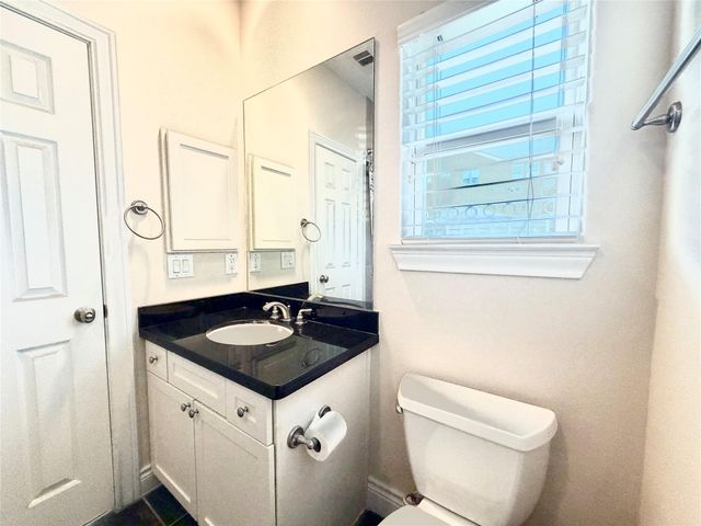 5430 Crooms Street, Houston, TX 77007