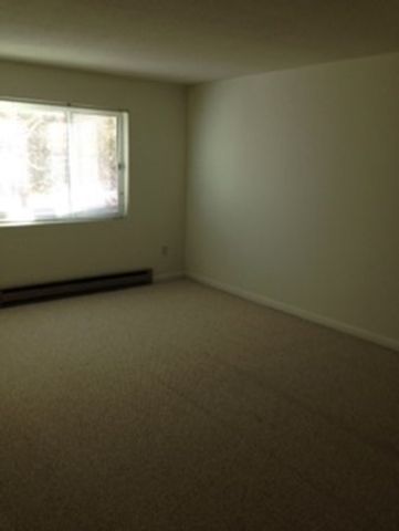 74 Beach St 5-1, Woburn, MA 01801