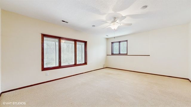 2734 NE 96th Place, Ankeny, IA 50021