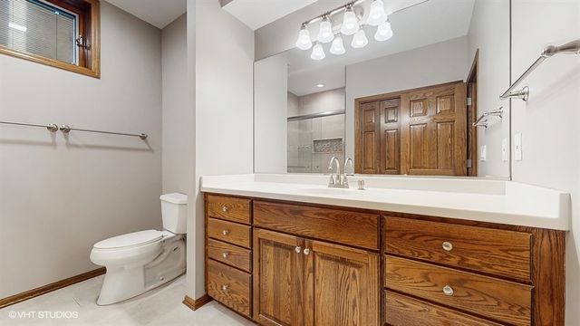2734 NE 96th Place, Ankeny, IA 50021