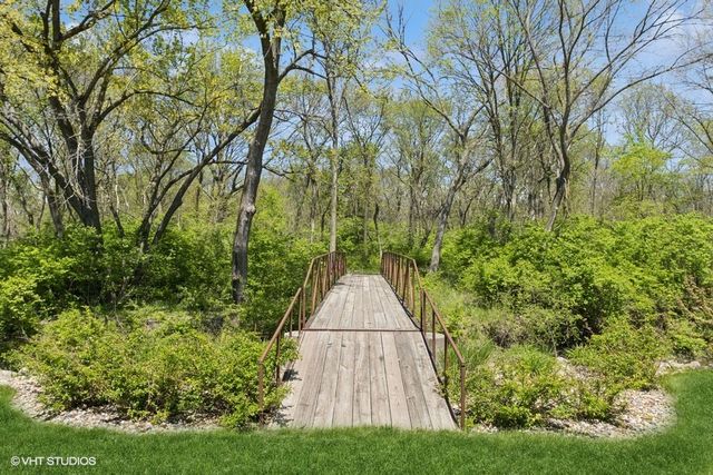 2734 NE 96th Place, Ankeny, IA 50021