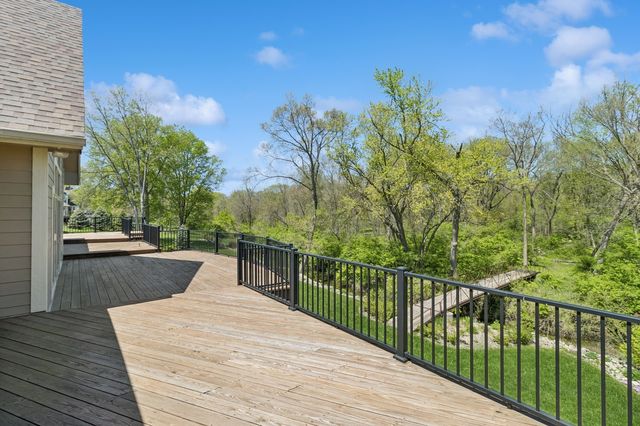 2734 NE 96th Place, Ankeny, IA 50021