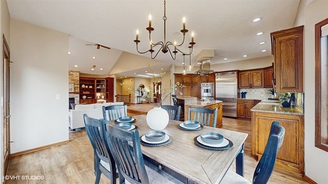 2734 NE 96th Place, Ankeny, IA 50021