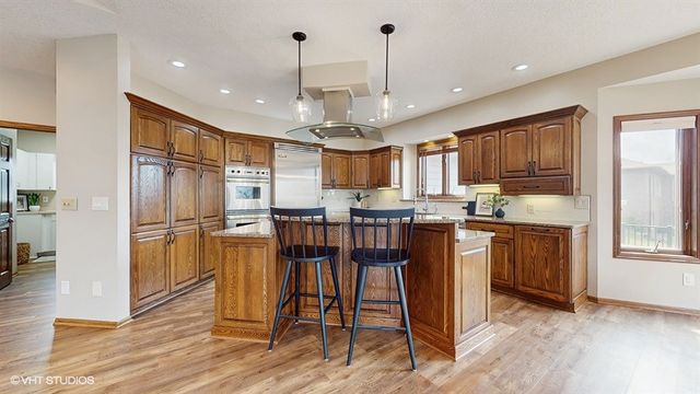 2734 NE 96th Place, Ankeny, IA 50021