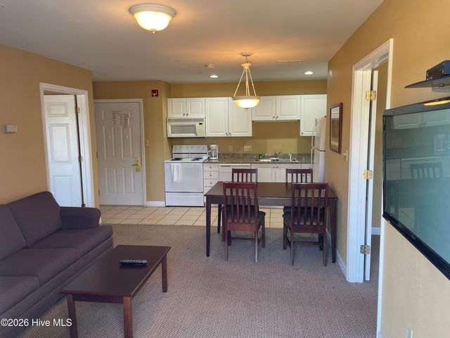490 Little River Farm Boulevard A104, Carthage, NC 28327