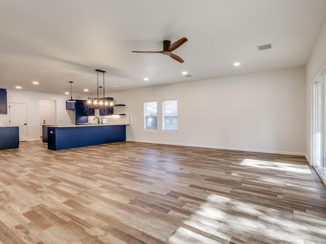 7 Port Duncan Boulevard, Afton, OK 74331