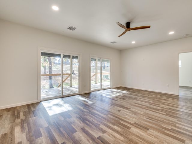 7 Port Duncan Boulevard, Afton, OK 74331