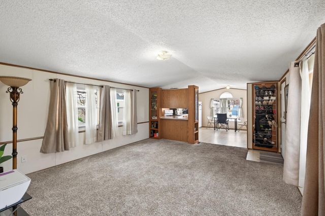 1091 E Cessna Drive, New Brighton, MN 55112