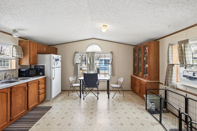 1091 E Cessna Drive, New Brighton, MN 55112