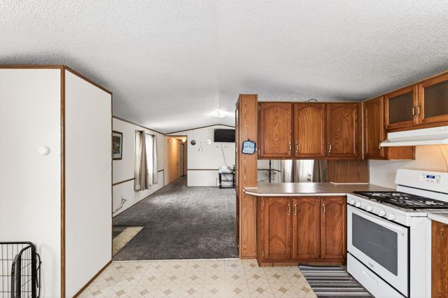 1091 E Cessna Drive, New Brighton, MN 55112