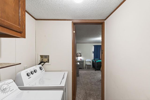 1091 E Cessna Drive, New Brighton, MN 55112