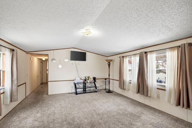 1091 E Cessna Drive, New Brighton, MN 55112