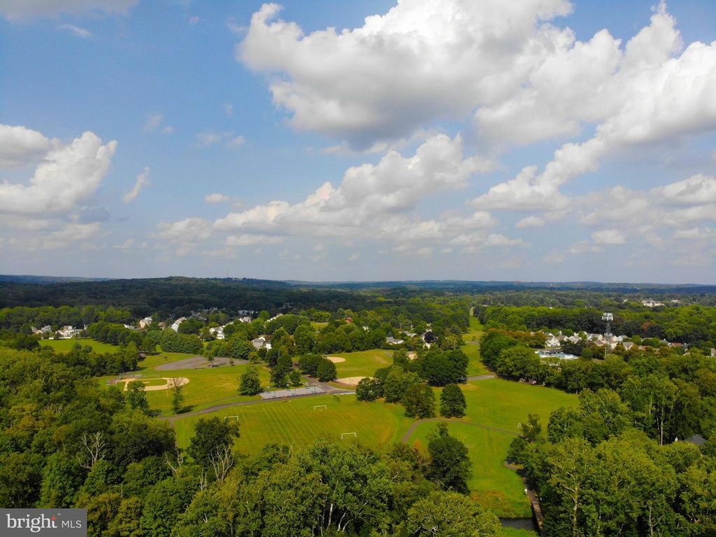 101 CHRISTOPHER PL, Chalfont, PA 18914