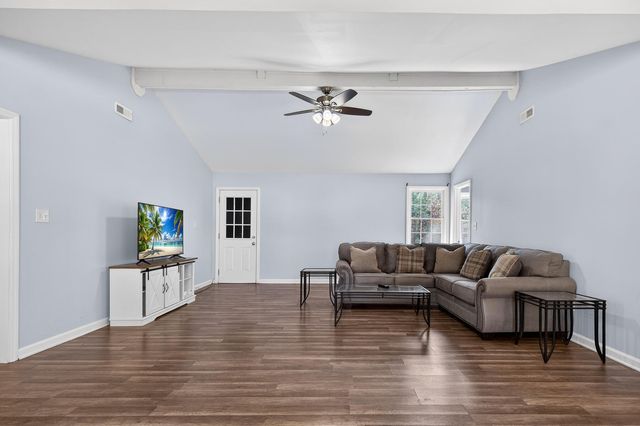 24 Lighthouse Drive, Goose Creek, SC 29445