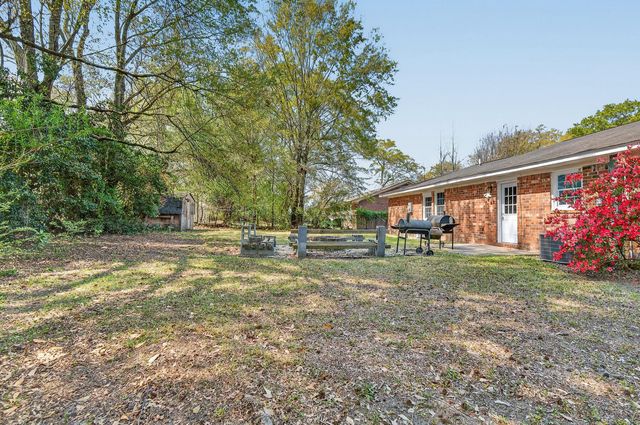 24 Lighthouse Drive, Goose Creek, SC 29445