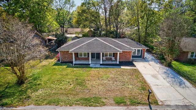 24 Lighthouse Drive, Goose Creek, SC 29445
