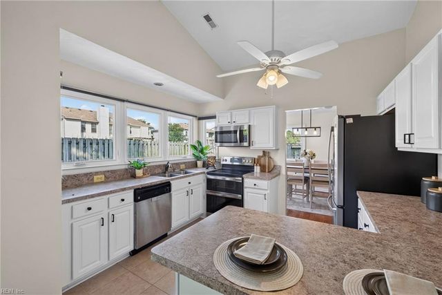 4037 Smokey Lake DR, Virginia Beach, VA 23462