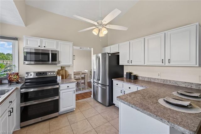 4037 Smokey Lake DR, Virginia Beach, VA 23462