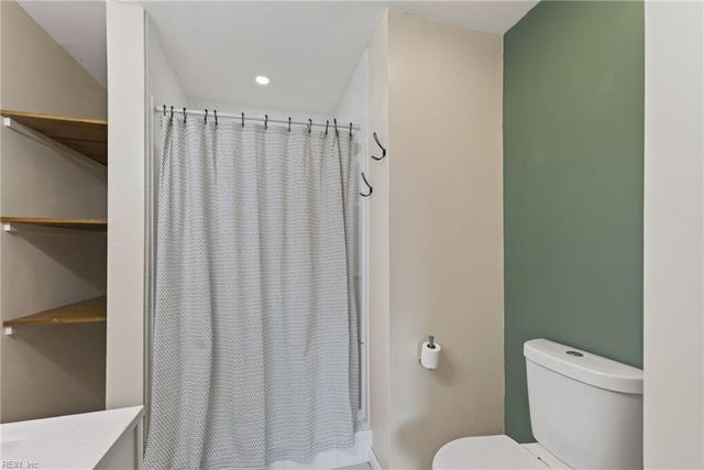 4037 Smokey Lake DR, Virginia Beach, VA 23462