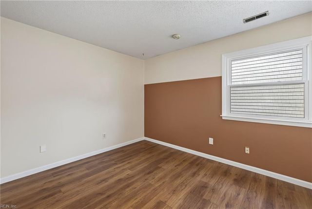 4037 Smokey Lake DR, Virginia Beach, VA 23462