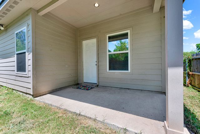 1421 Jones Street, Greenville, TX 75401