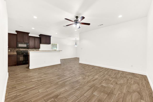 1421 Jones Street, Greenville, TX 75401