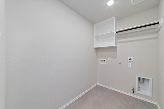 20538 Laila Manor Lane, Richmond, TX 77407