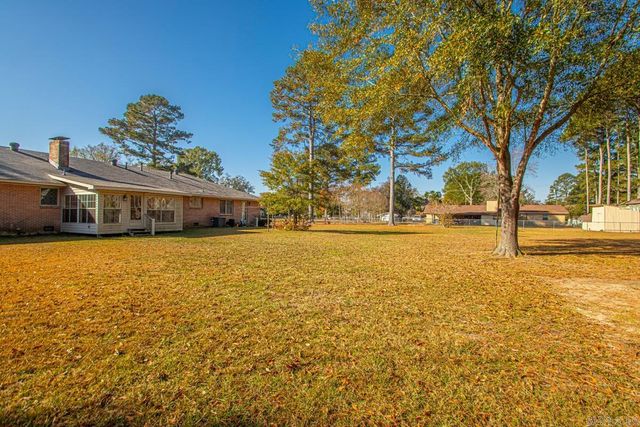 148 Windcrest Drive, Malvern, AR 72104