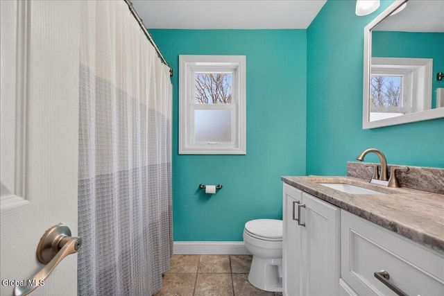 19 Fredericks Road, Glenville, NY 12302