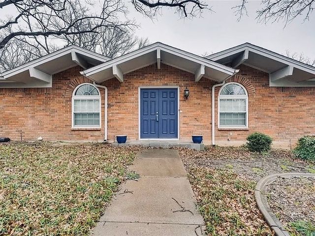 3801 Halifax Court, Arlington, TX 76013