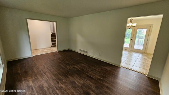 4117 Nachand Ln, Louisville, KY 40218